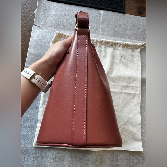 *NWT* Sézane Mini Farrow Bag Rosewood in Bovine Leather - Picture 6 of 13